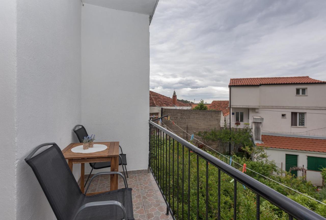 Apartmani Sol Makarska Zewnętrze zdjęcie