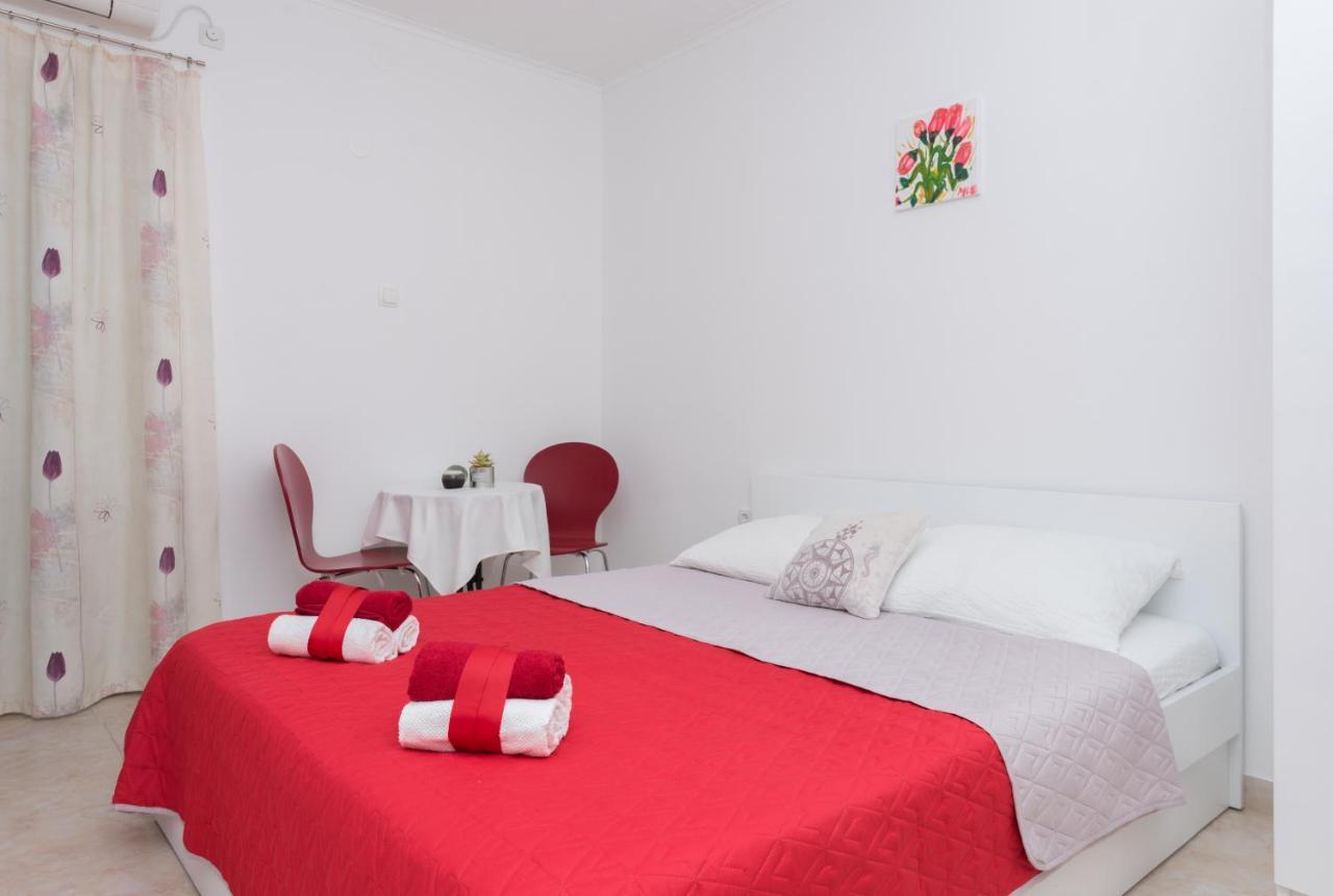 Apartmani Sol Makarska Zewnętrze zdjęcie
