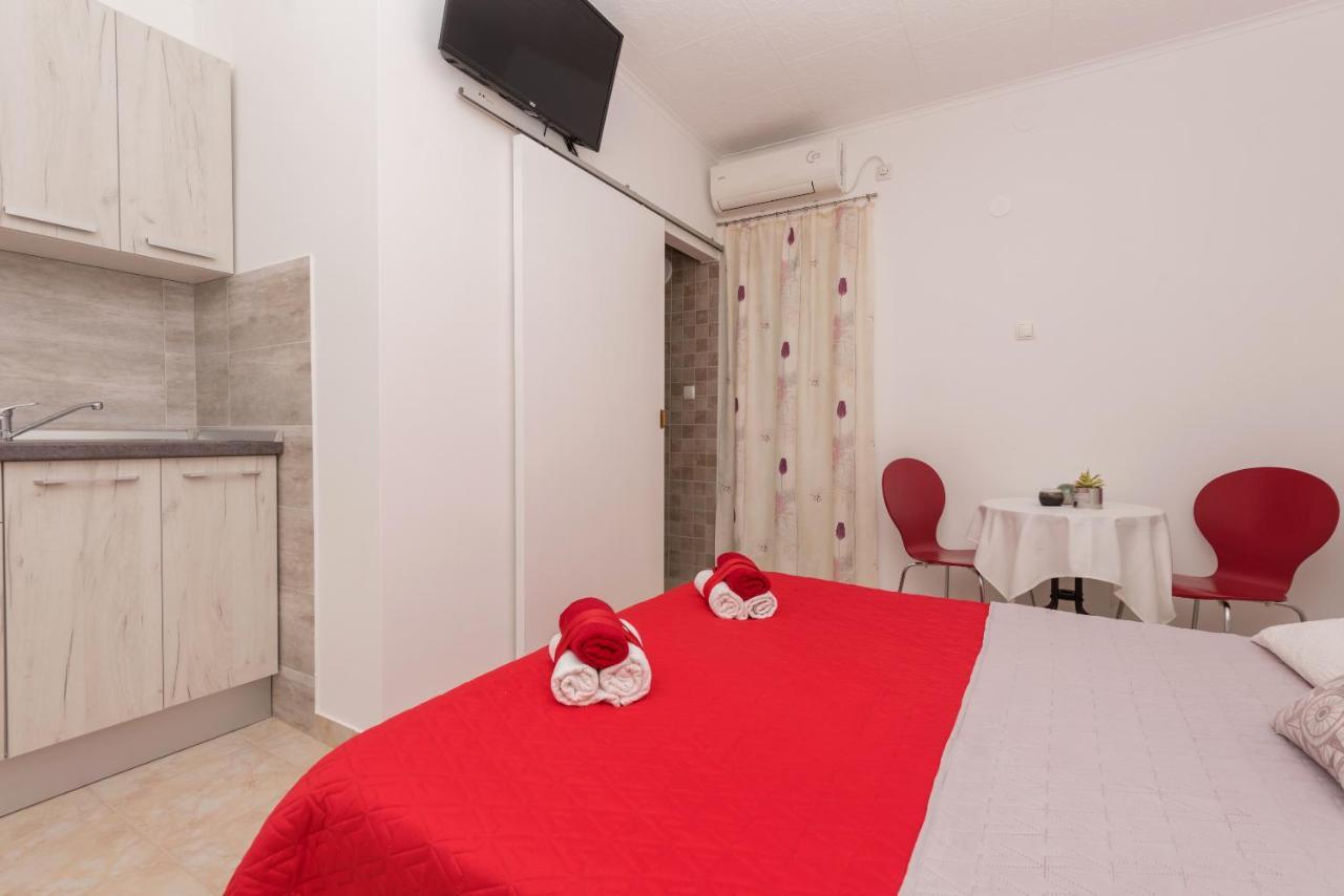 Apartmani Sol Makarska Zewnętrze zdjęcie