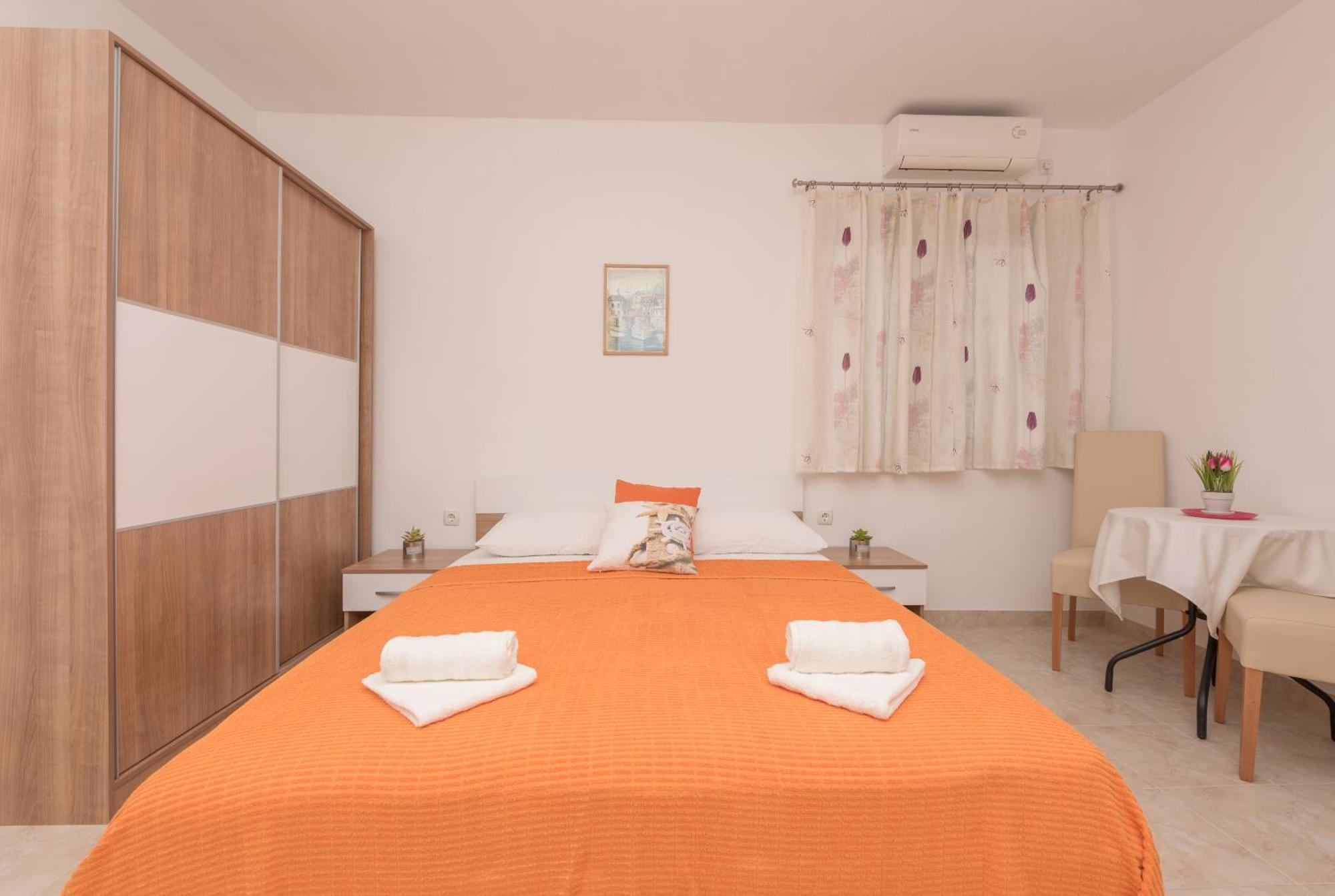 Apartmani Sol Makarska Zewnętrze zdjęcie